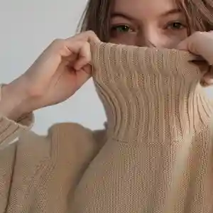 Jenis Jenis Sweater Turtleneck Stylish