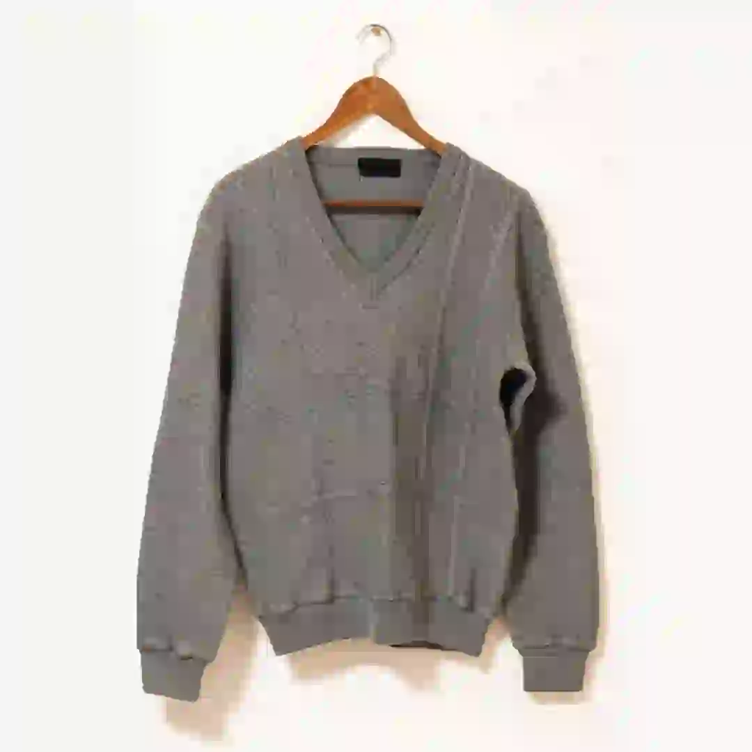 Jenis Sweater V Neck